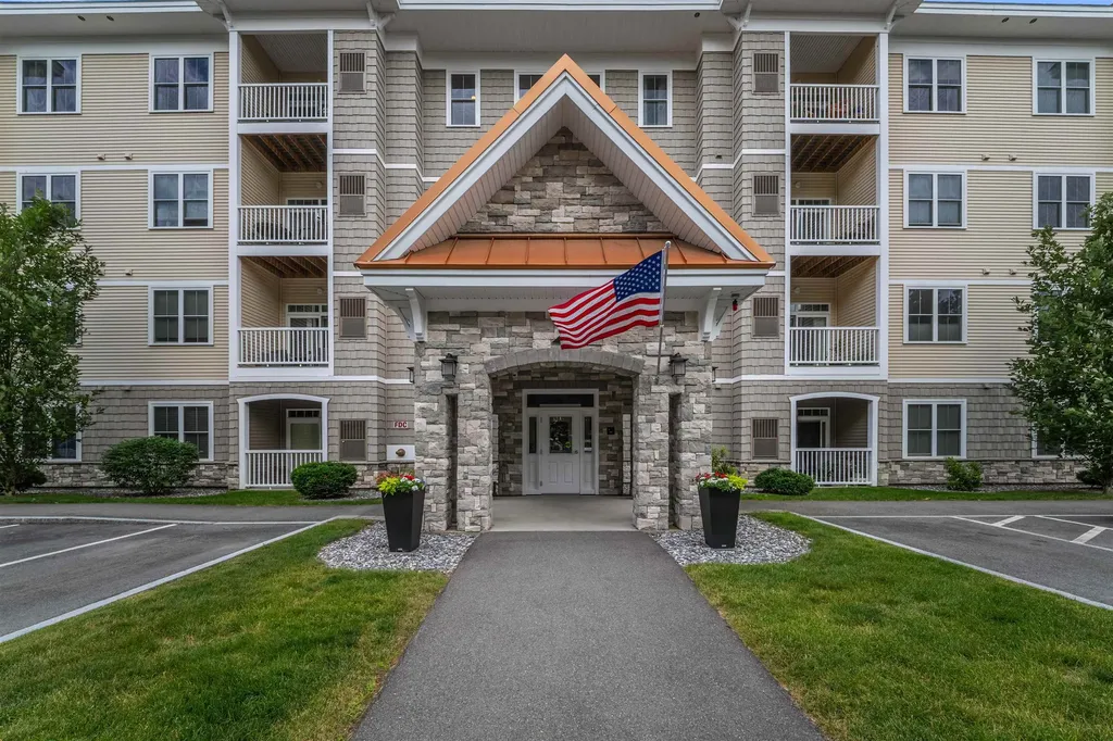 2 Henry David Drive Nashua NH 03062