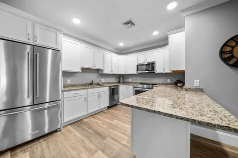 2 Henry David Drive Nashua NH 03062