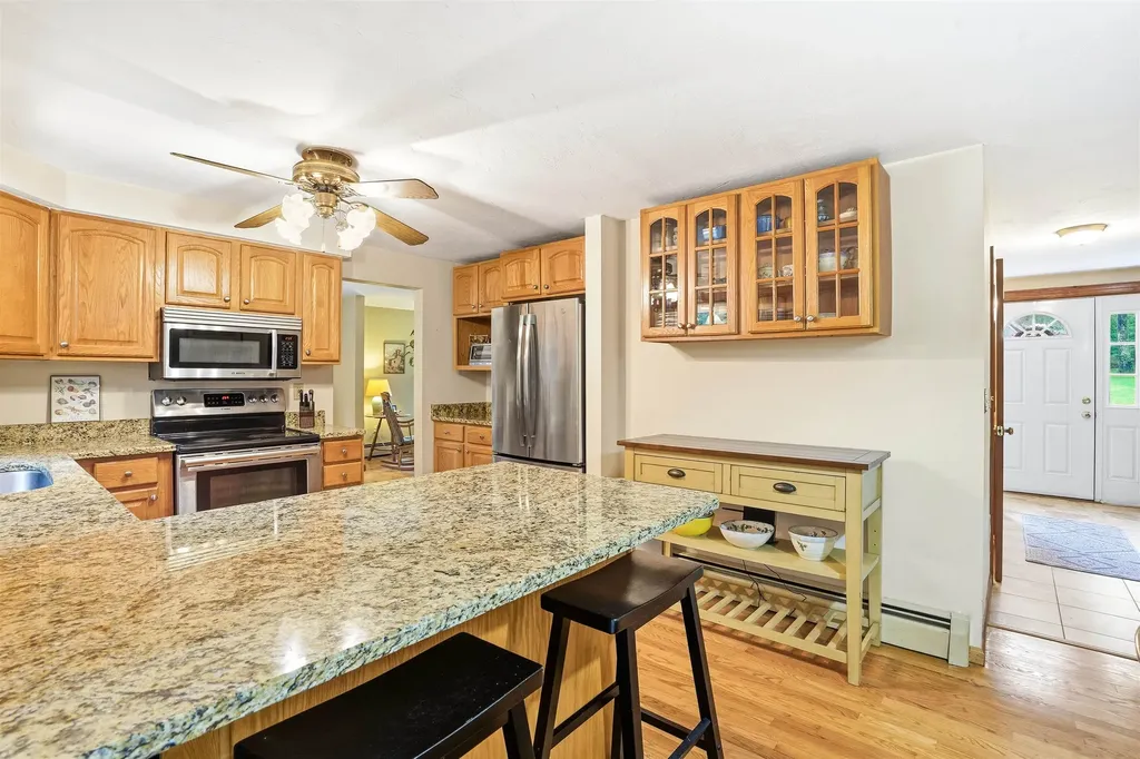 22 Erik Street Merrimack NH 03054