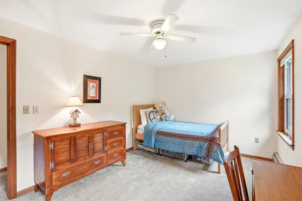 22 Erik Street Merrimack NH 03054