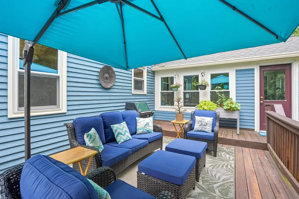 22 Erik Street Merrimack NH 03054