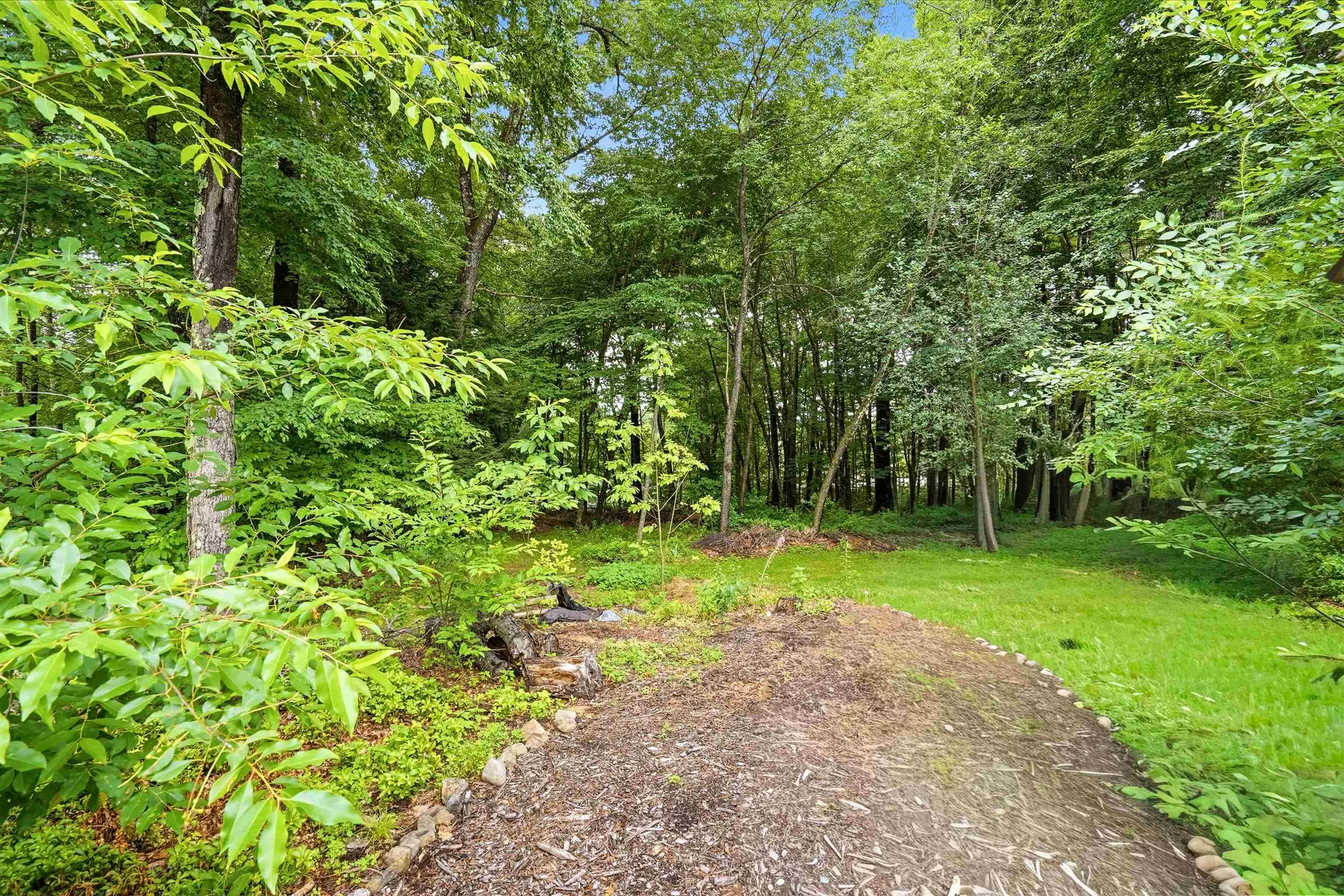 22 Erik Street Merrimack NH 03054