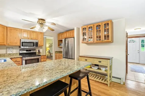 22 Erik Street Merrimack NH 03054