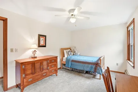22 Erik Street Merrimack NH 03054