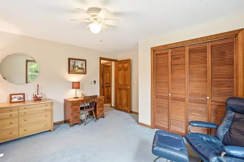 22 Erik Street Merrimack NH 03054
