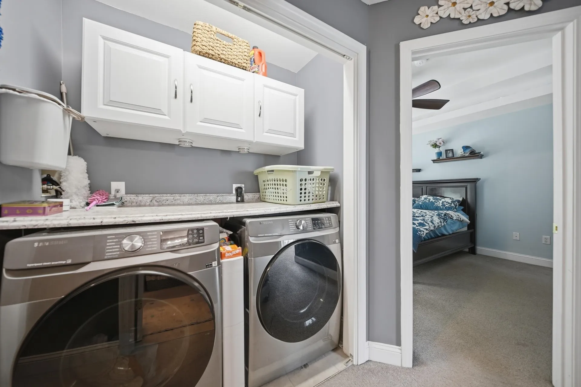 54 River Bend Way Manchester NH 03103
