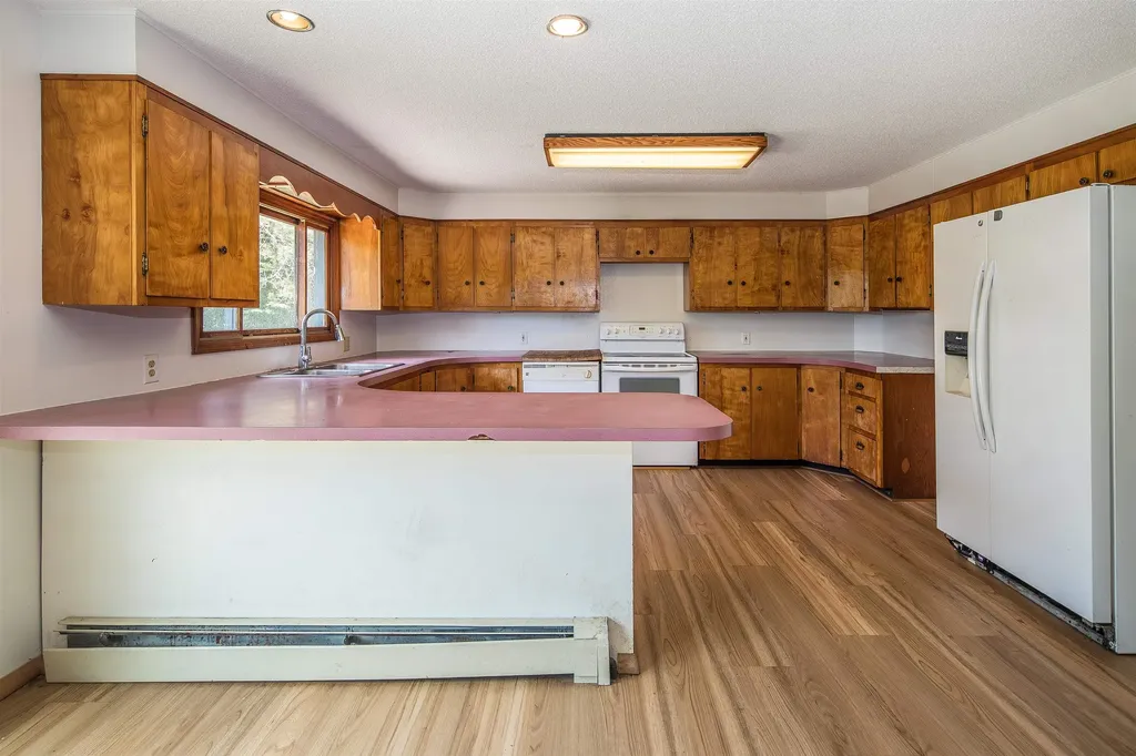 168 & 170 Brenda Road Clarendon VT 05759