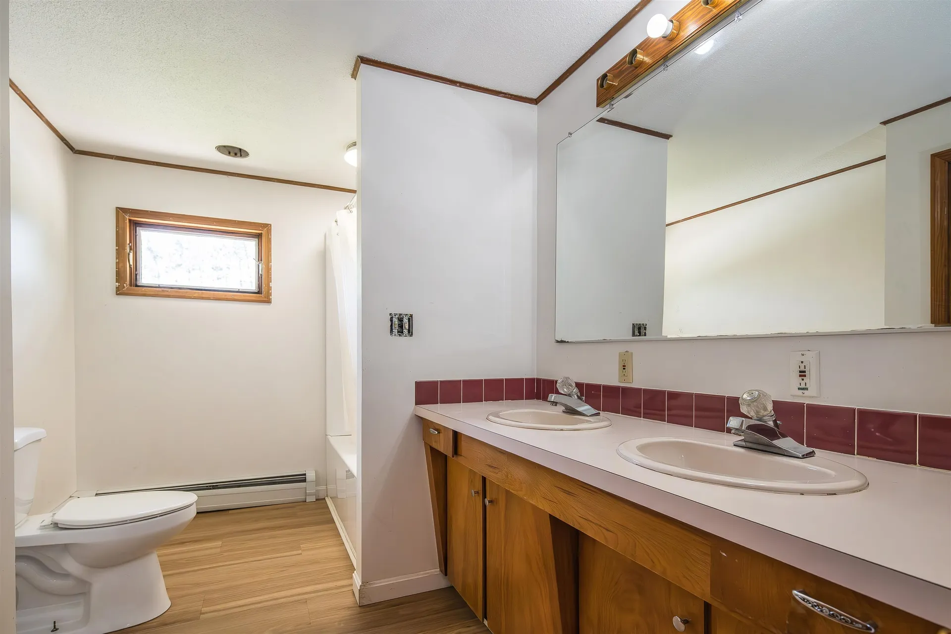 168 & 170 Brenda Road Clarendon VT 05759