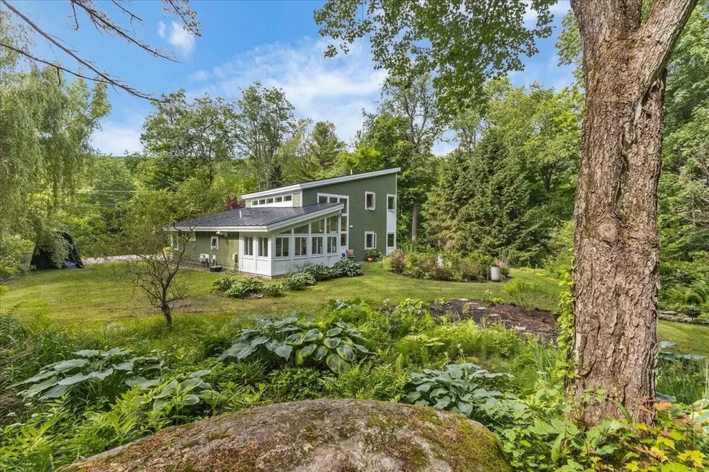 1954 Texas Hill Road Hinesburg VT 05461