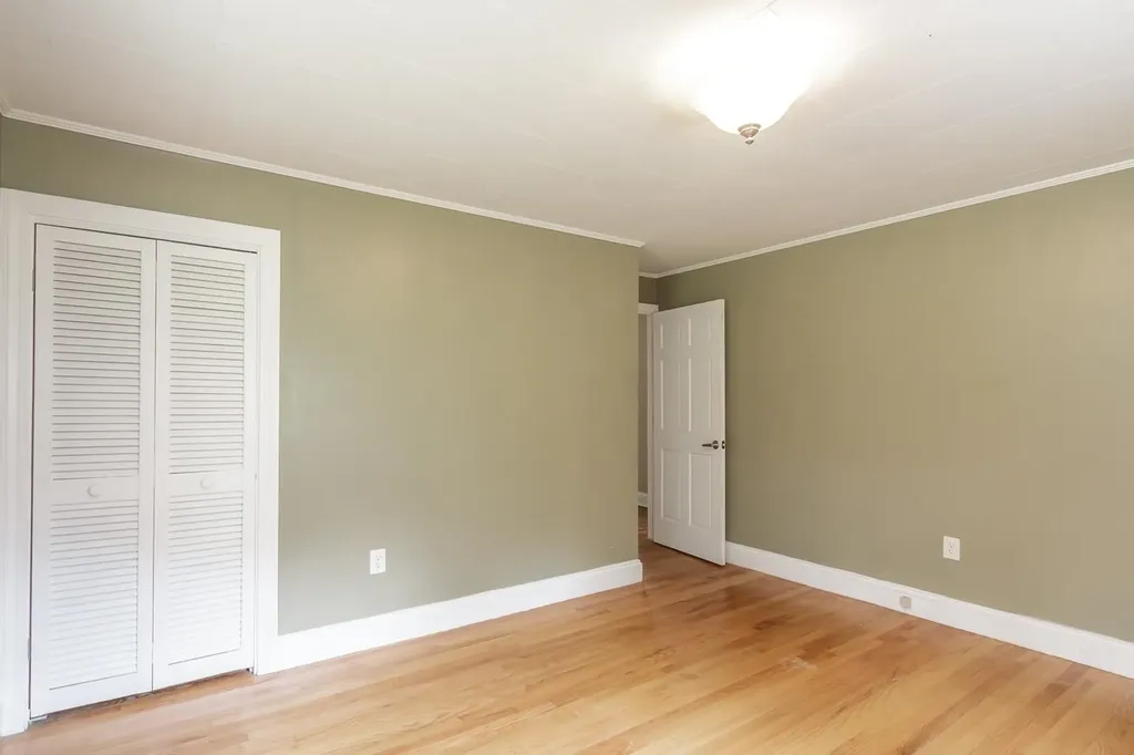 43 Bluff Street Salem NH 03079