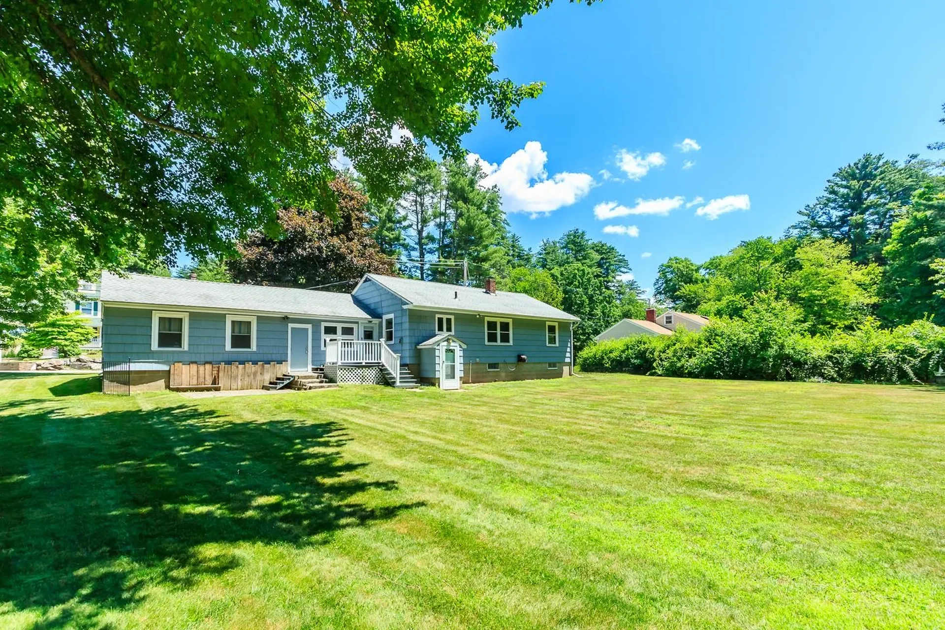 43 Bluff Street Salem NH 03079