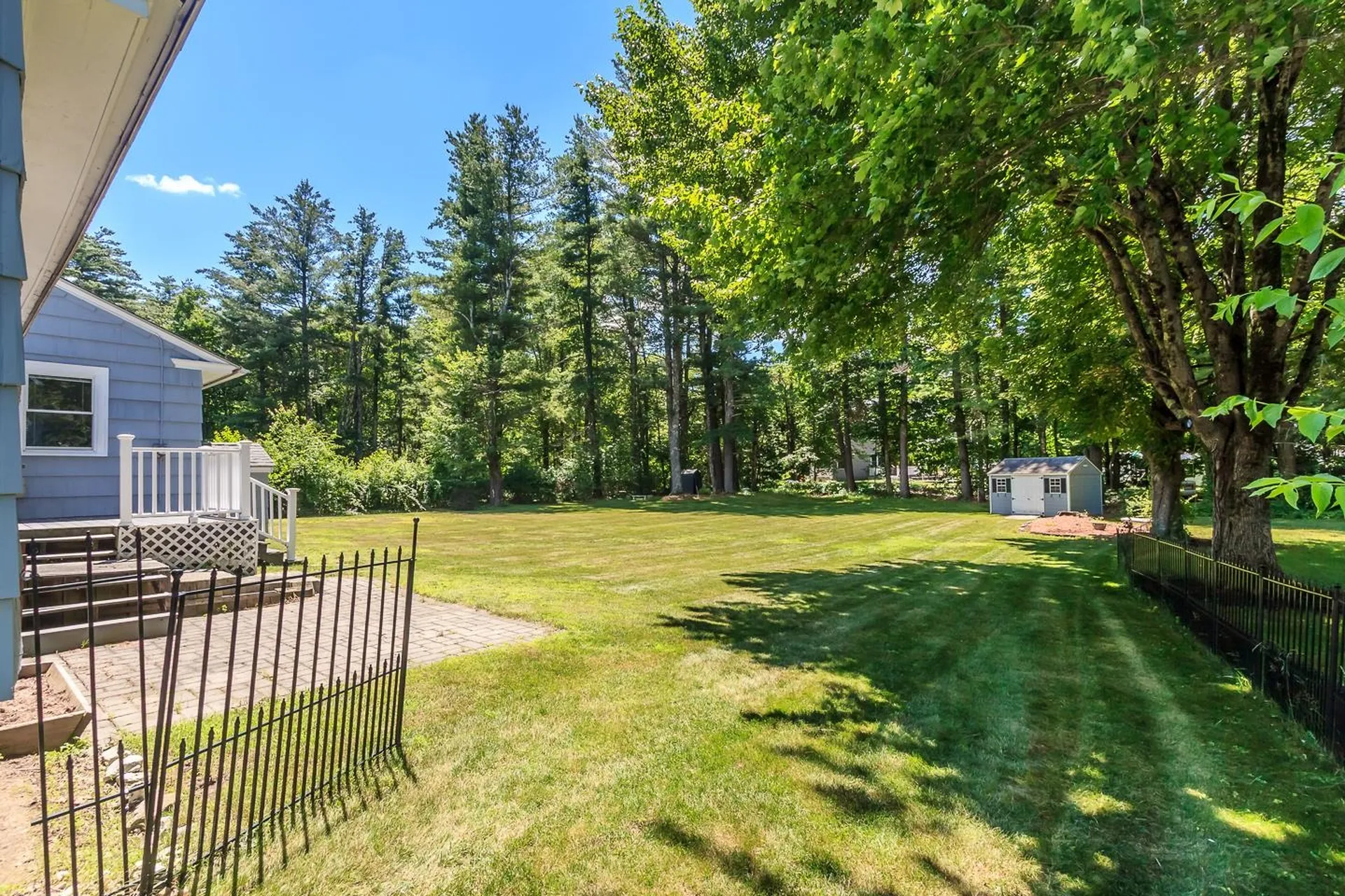43 Bluff Street Salem NH 03079