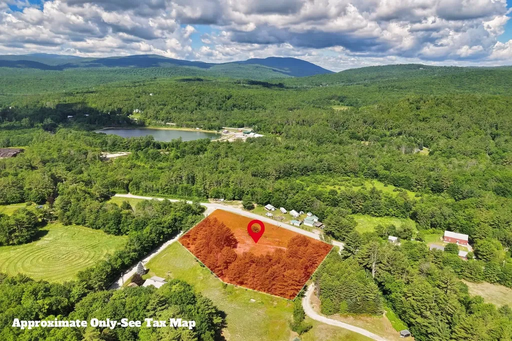 286 E Side Road Wentworth NH 03282