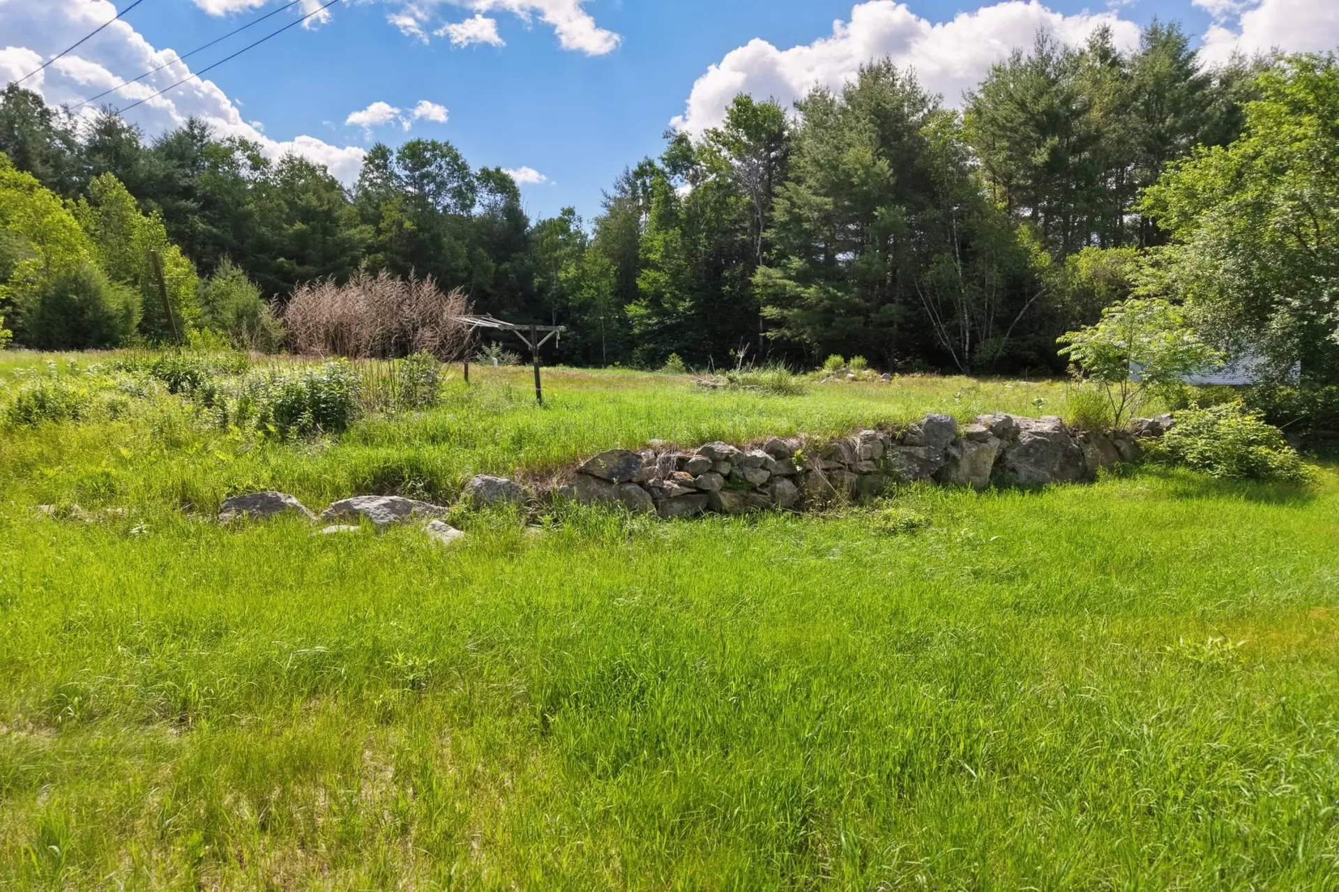 286 E Side Road Wentworth NH 03282