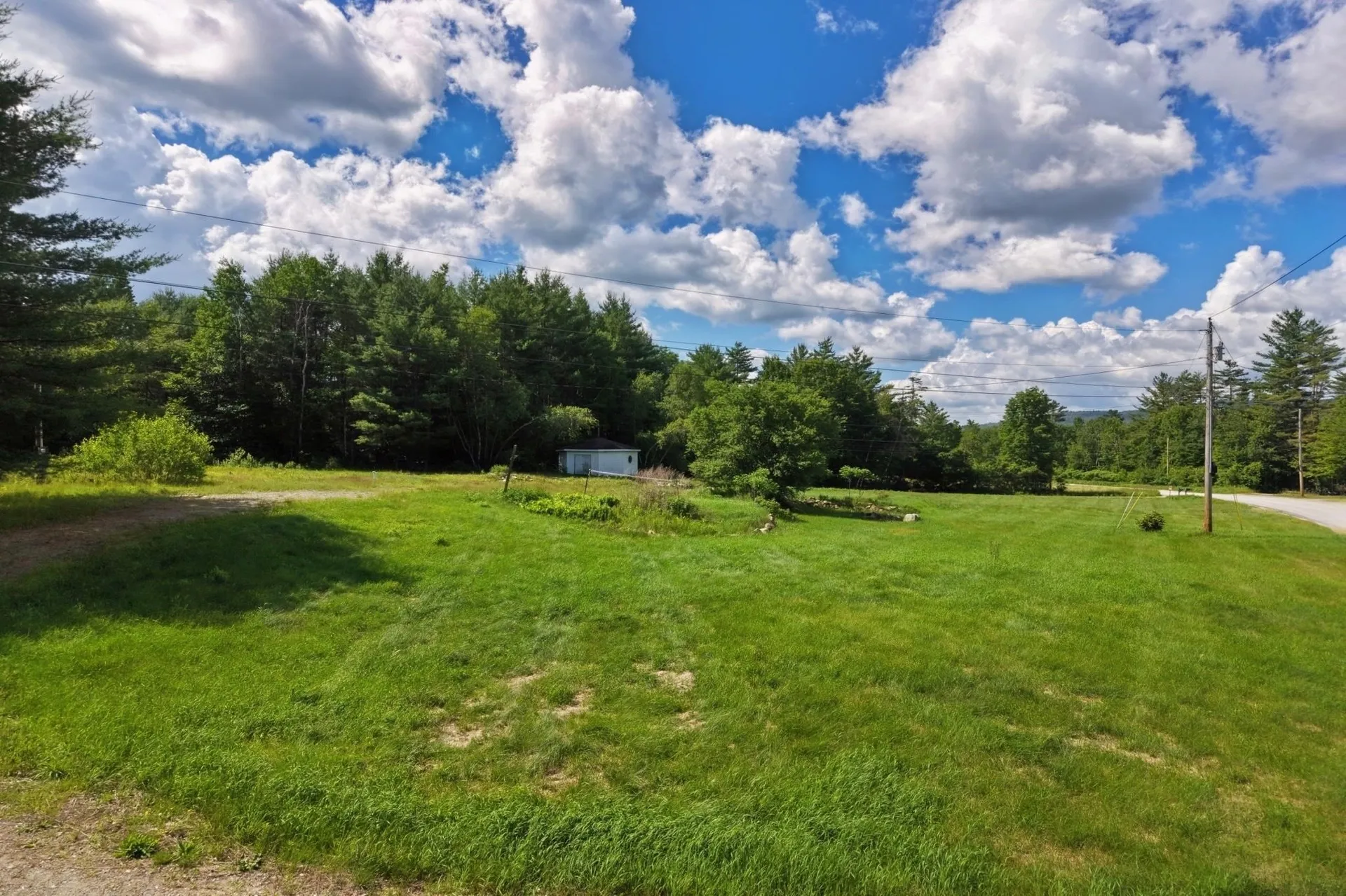286 E Side Road Wentworth NH 03282