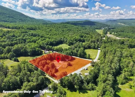 286 E Side Road Wentworth NH 03282
