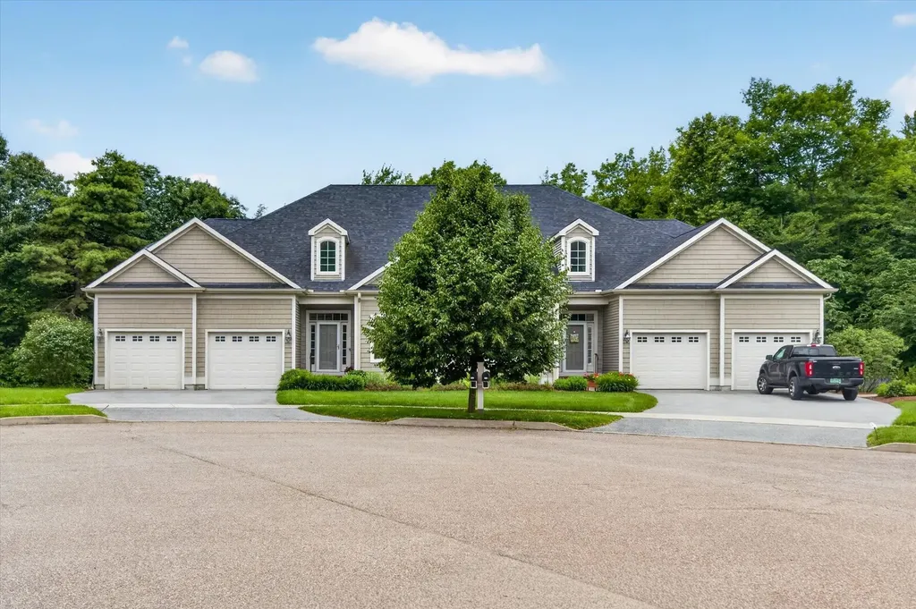 552 Michael Lane Williston VT 05495
