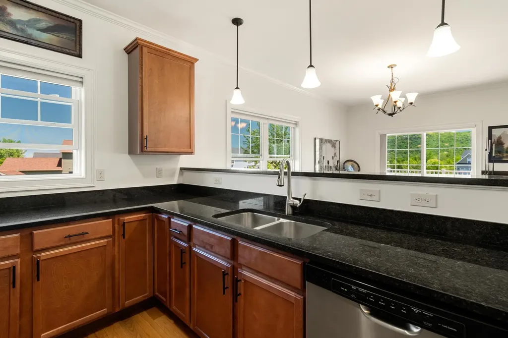 55 Over Lake Court St. Albans Town VT 05478
