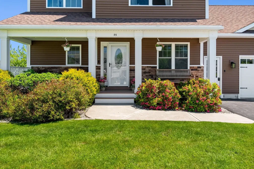 55 Over Lake Court St. Albans Town VT 05478