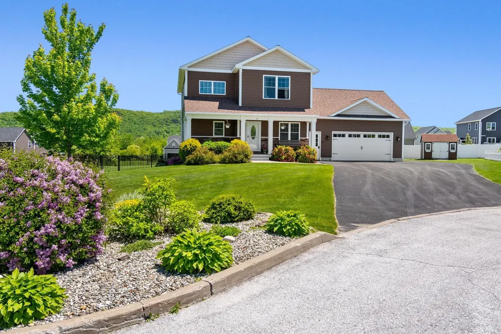 55 Over Lake Court St. Albans Town VT 05478