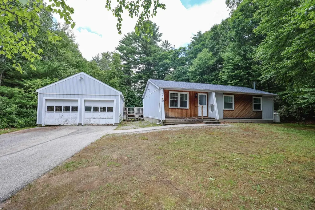 60 Farmer Road Hooksett NH 03016