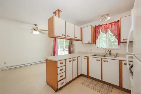 60 Farmer Road Hooksett NH 03016
