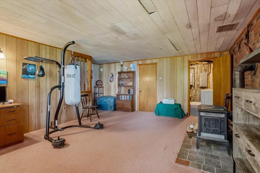 256 Mountain View Drive Leicester VT 05733