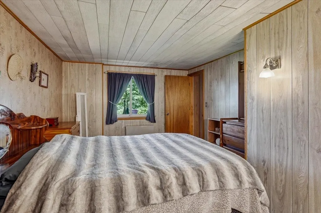 256 Mountain View Drive Leicester VT 05733