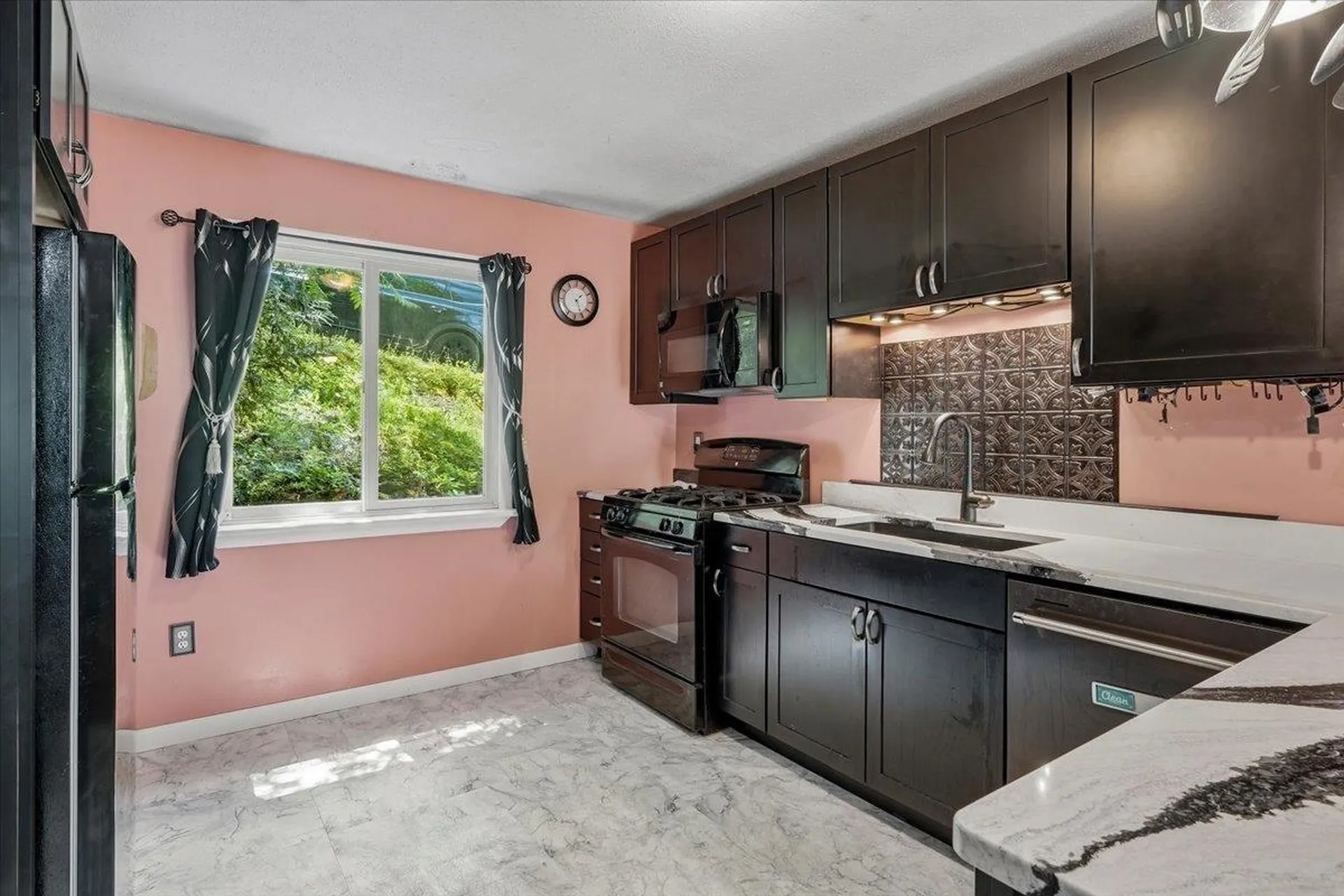 256 Mountain View Drive Leicester VT 05733