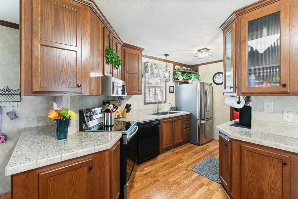 29 Lowell Road Salem NH 03079
