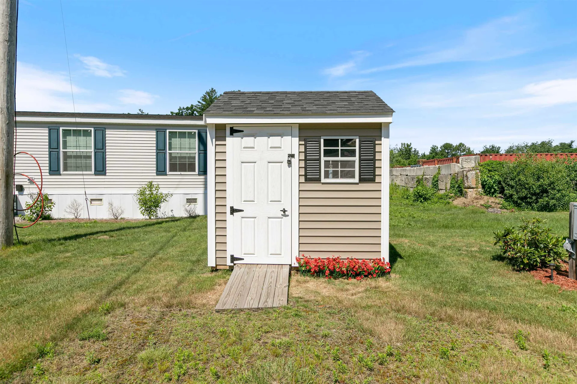 29 Lowell Road Salem NH 03079