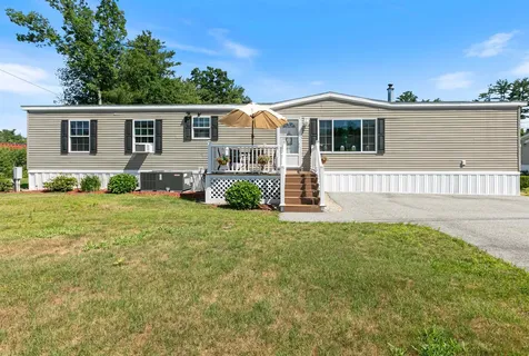 29 Lowell Road Salem NH 03079