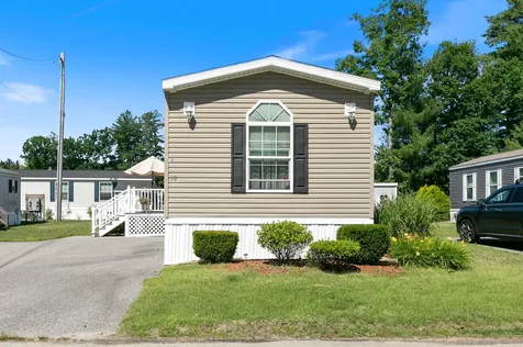 29 Lowell Road Salem NH 03079