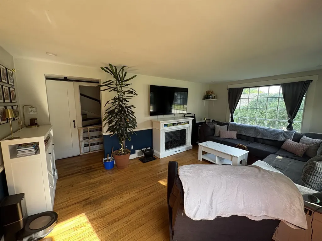 15 Hull Avenue Dover NH 03820