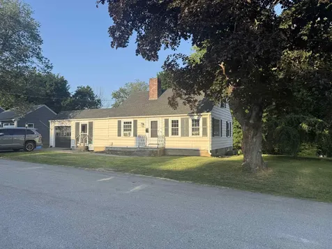 15 Hull Avenue Dover NH 03820