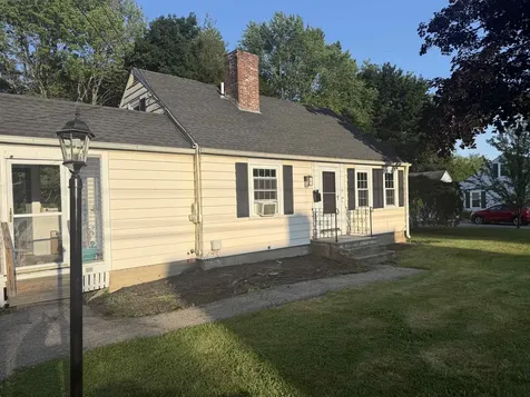 15 Hull Avenue Dover NH 03820