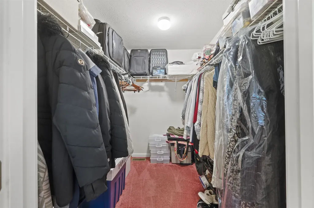 25 Melba Drive Hudson NH 03051