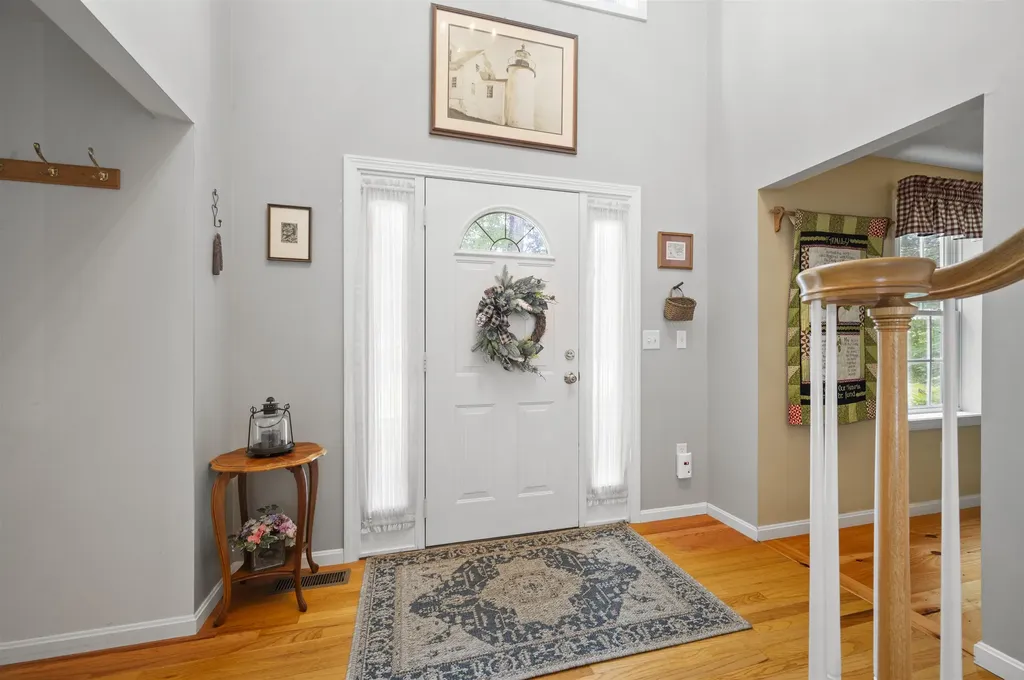 25 Melba Drive Hudson NH 03051