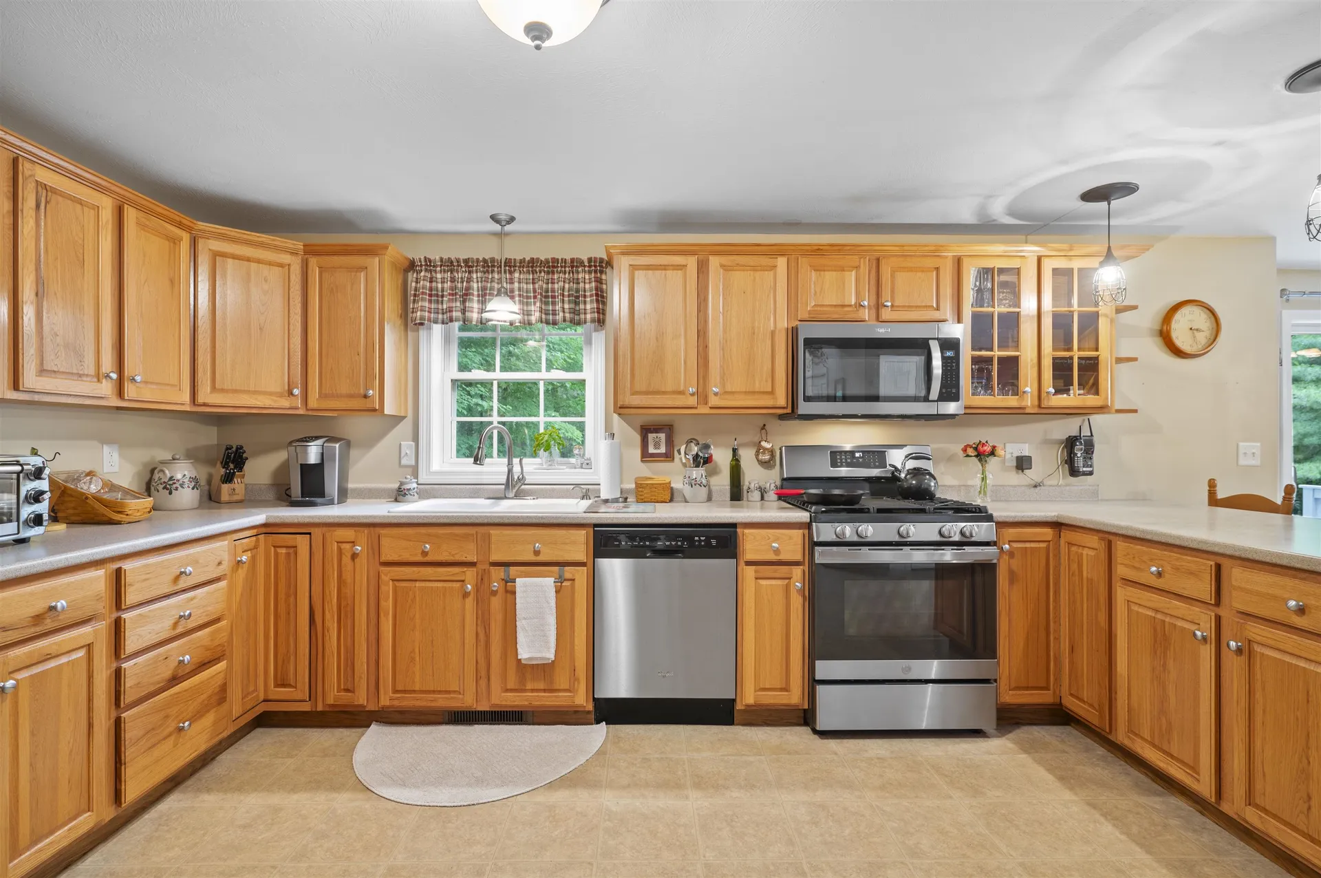 25 Melba Drive Hudson NH 03051