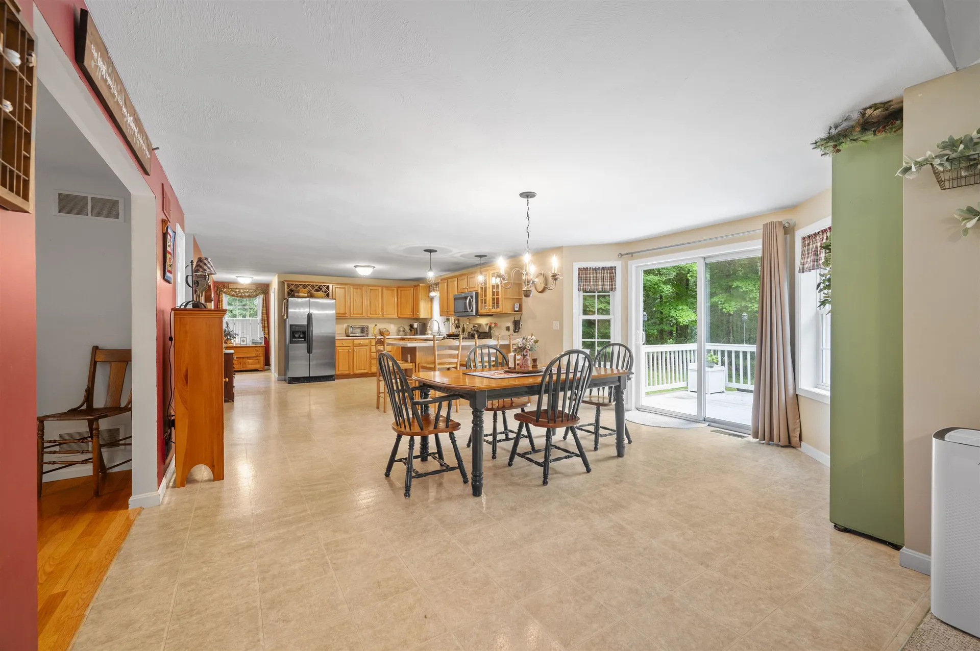 25 Melba Drive Hudson NH 03051
