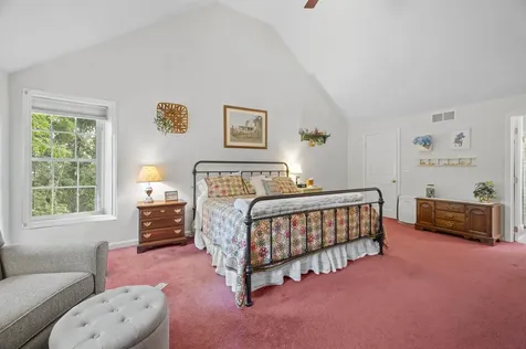 25 Melba Drive Hudson NH 03051