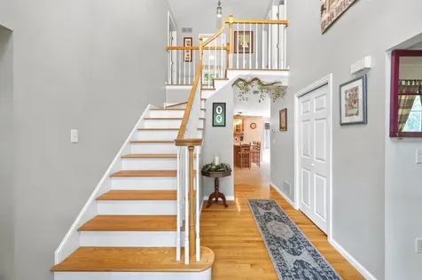 25 Melba Drive Hudson NH 03051