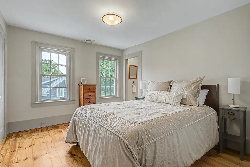 112 New Castle Avenue Portsmouth NH 03801