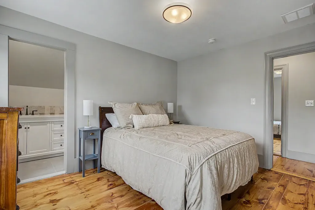 112 New Castle Avenue Portsmouth NH 03801