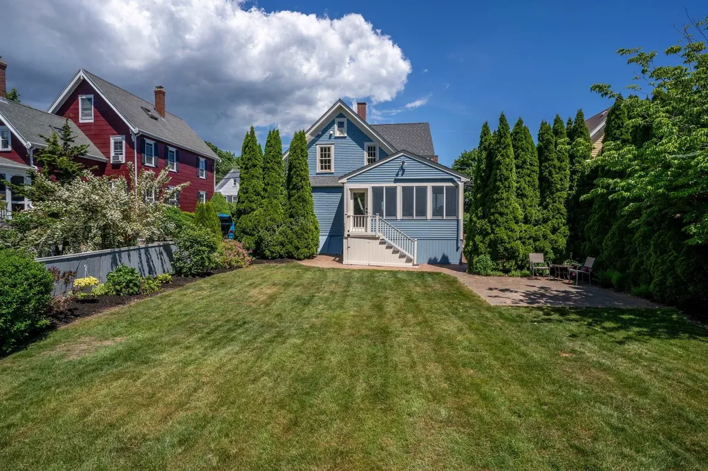112 New Castle Avenue Portsmouth NH 03801