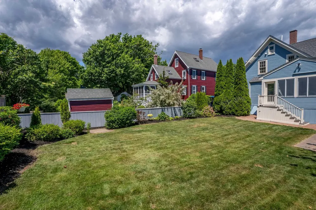 112 New Castle Avenue Portsmouth NH 03801