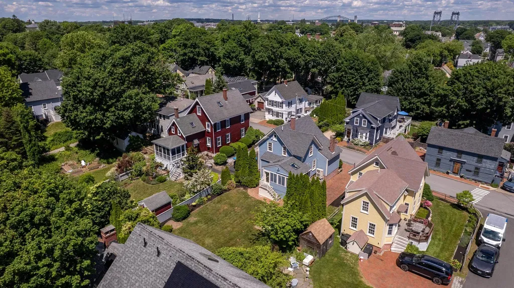 112 New Castle Avenue Portsmouth NH 03801