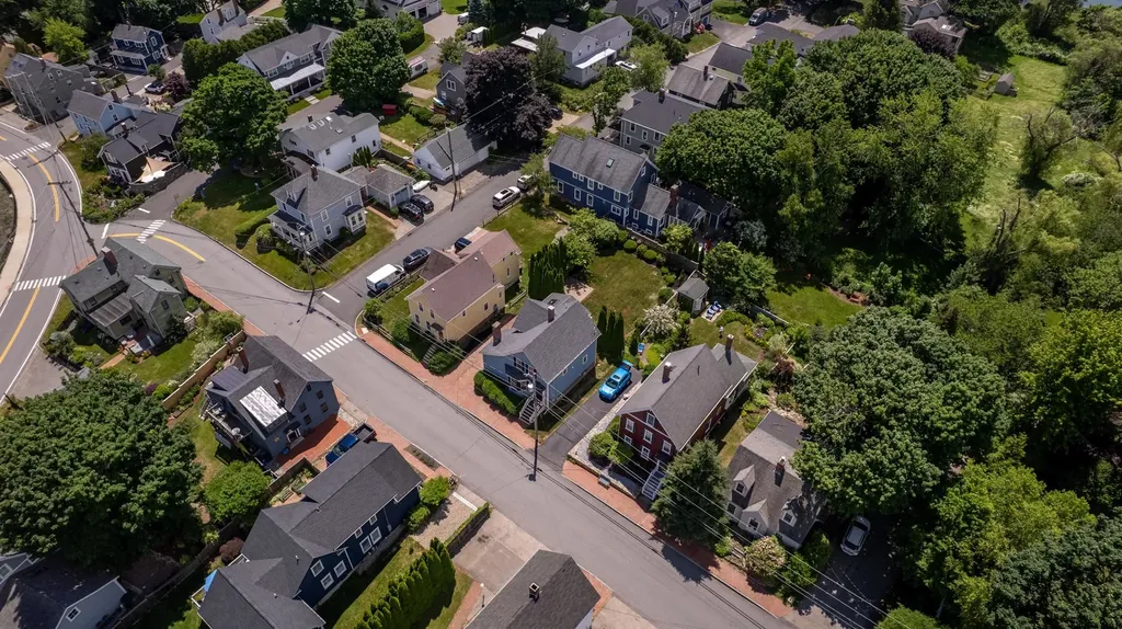 112 New Castle Avenue Portsmouth NH 03801