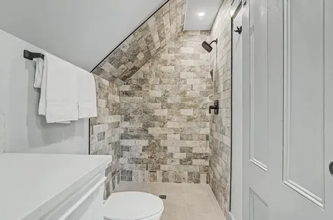 112 New Castle Avenue Portsmouth NH 03801
