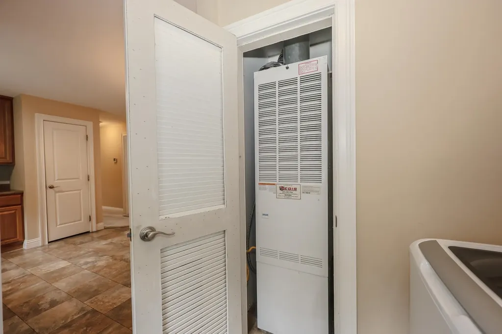 41 Farmwood Drive Nashua NH 03062